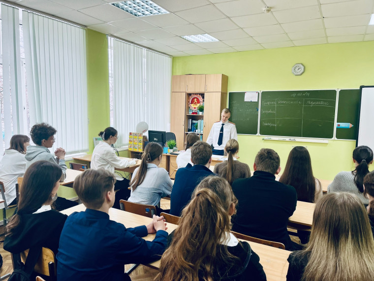 Встреча со следователем в День полного освобождения Ленинграда от фашистской блокады.